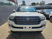 Toyota Land Cruiser 4.6 V8 ZX 2016 White for sale