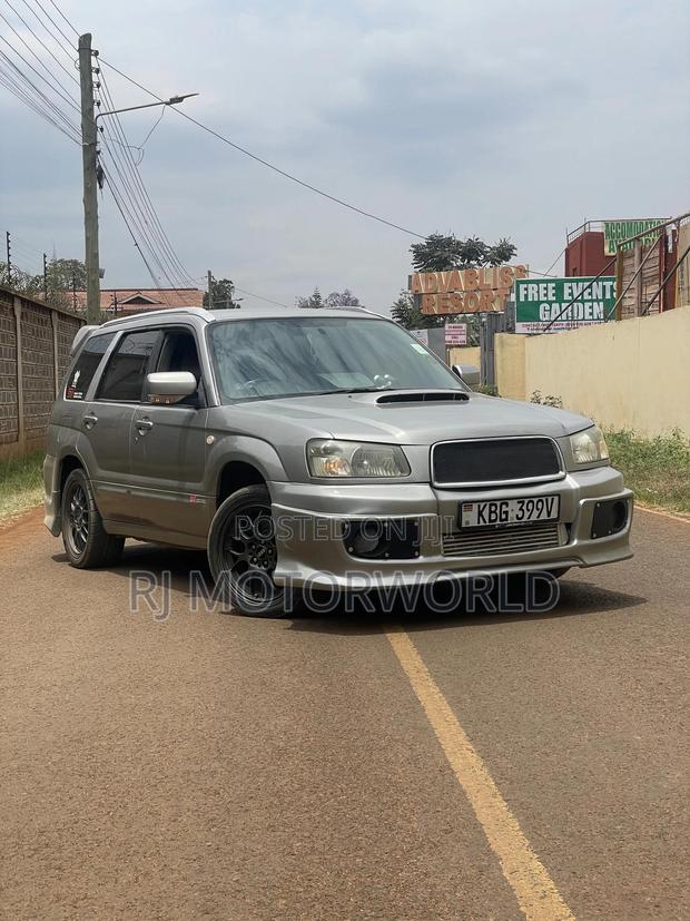 Subaru Forester 2002 Gray