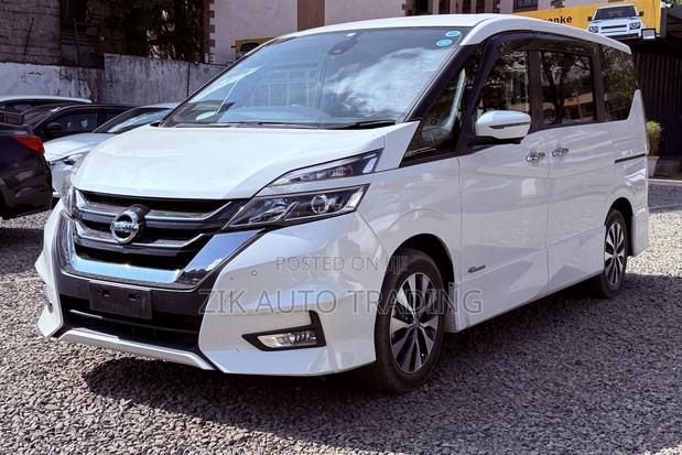 Nissan Serena 2018 White