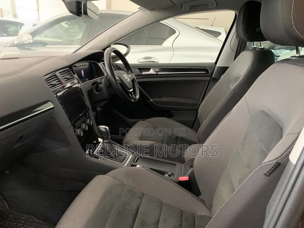 Volkswagen Golf Variant 2018 Black
