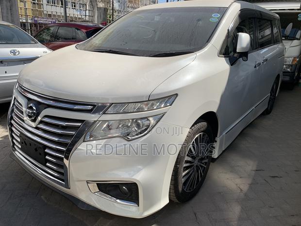 Nissan Elgrand 2018 Off white