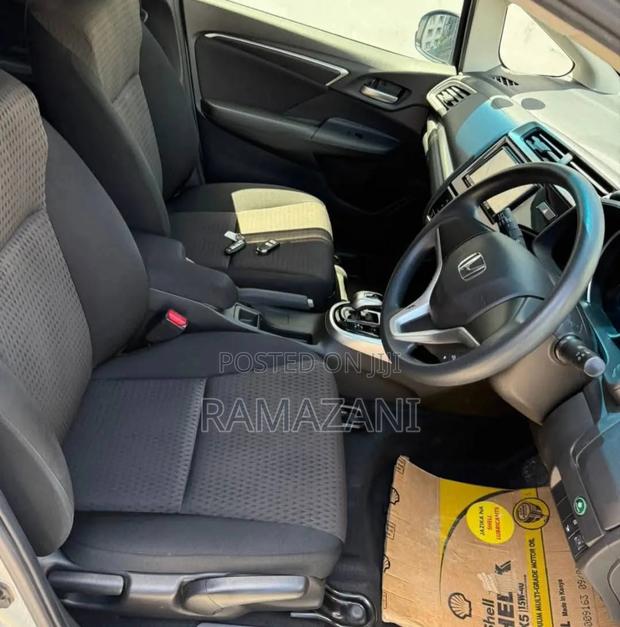 Honda Fit EX 2018 Silver