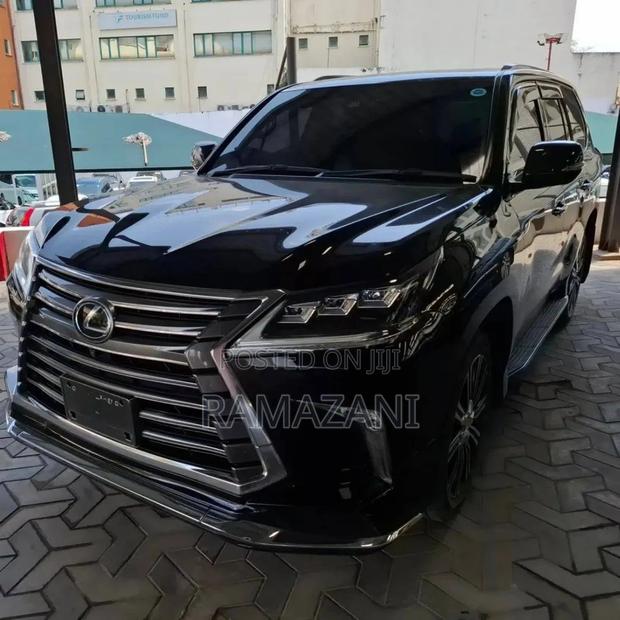 Lexus LX 570 AWD 2017 Black