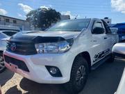 Toyota Hilux 2018 White for sale