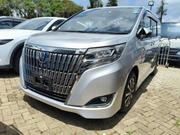 Toyota Esquire 2.0 AWD (8 seater) 2018 Silver for sale