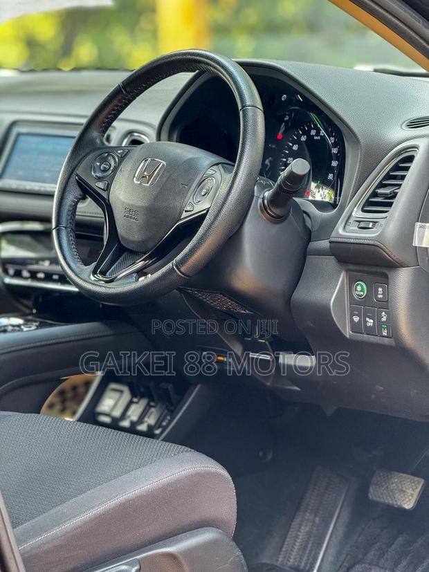 Honda Vezel 2019 Black