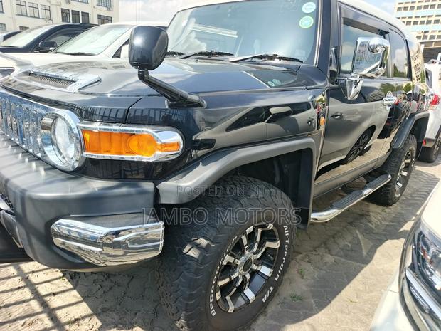 Toyota FJ Cruiser 2019 Black