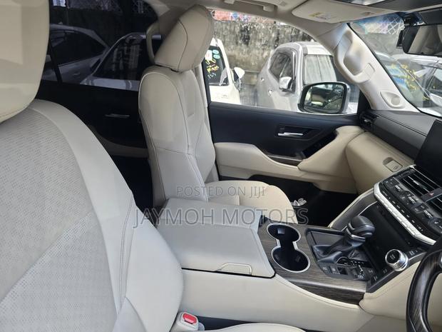 Toyota Land Cruiser 2024 Gray