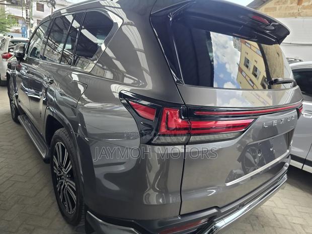 Lexus LX LX 600 2023 Gray