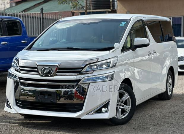Toyota Vellfire 2019 White