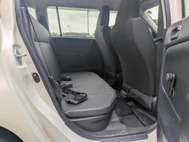 Toyota Probox 1.5 Hybrid GL 2020 White