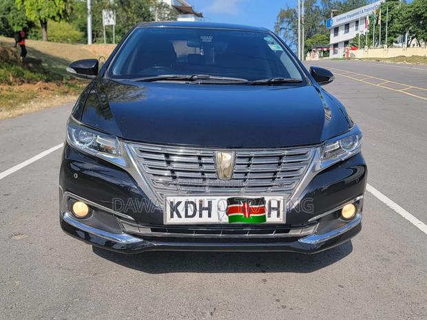 Toyota Premio 2016 Black
