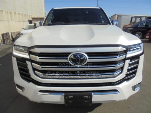Toyota Land Cruiser 3.3 Diesel 4WD 2022 White