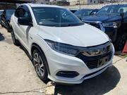Honda Vezel 2018 White for sale