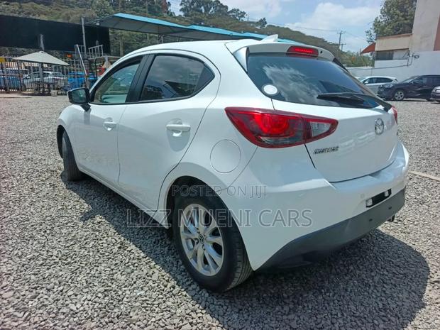 Mazda Demio 2018 White
