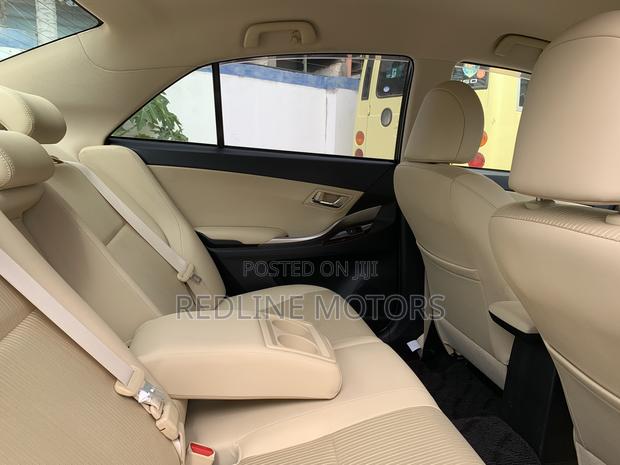 Toyota Allion 2018 Black