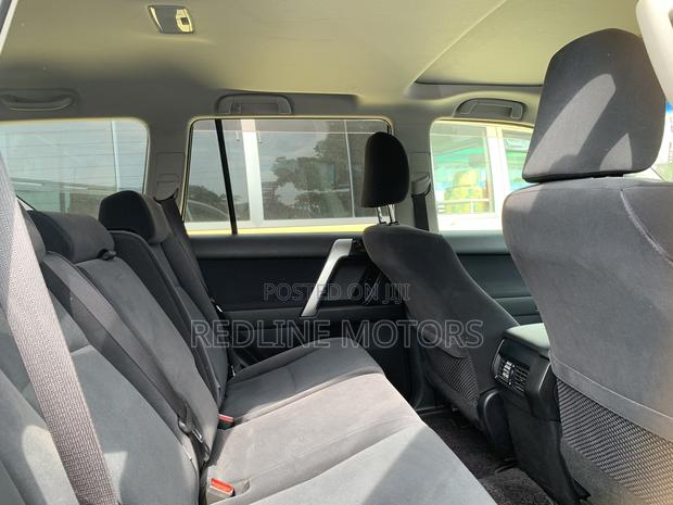 Toyota Land Cruiser Prado 2.8 2018 White