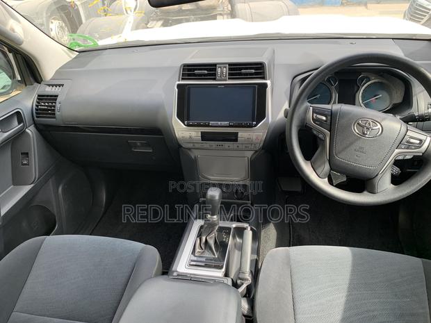 Toyota Land Cruiser Prado 2.8 2018 White