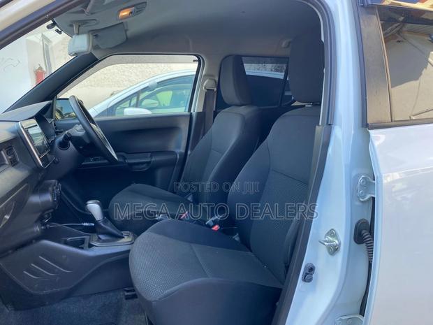 Suzuki Ignis 2018 White
