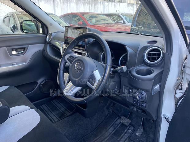 Daihatsu Cast 2018 White