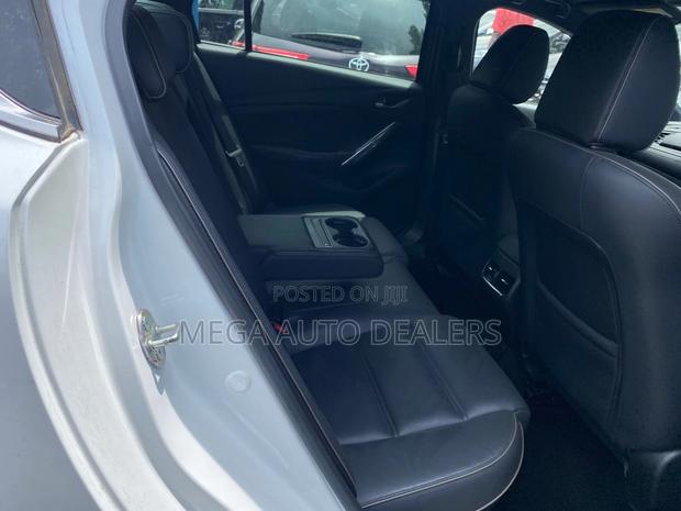 Mazda Atenza 2019 White