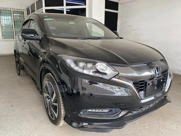 Honda Vezel 2018 Black
