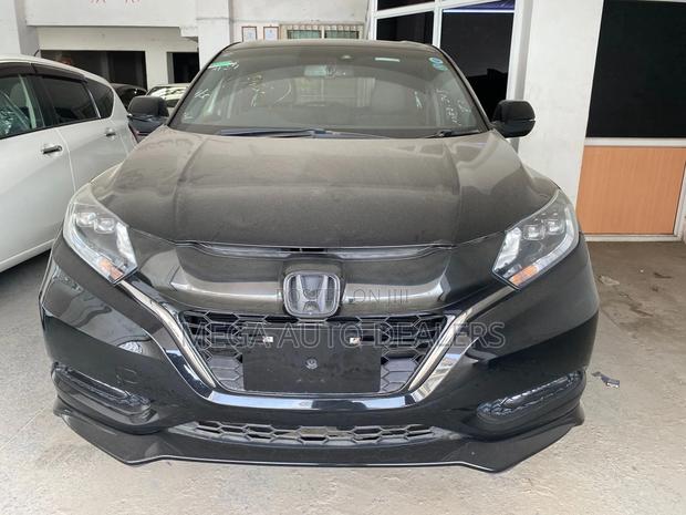 Honda Vezel 2018 Black