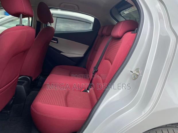 Mazda Demio 2018 Gray