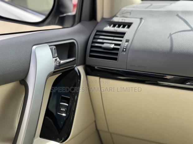Toyota Land Cruiser Prado 2018 Pearl