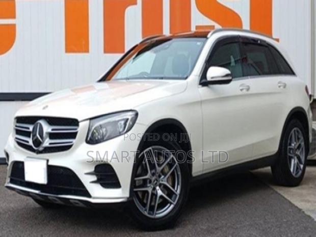 Mercedes-Benz GLC-Class 2017 Off white