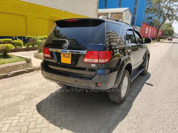 Toyota Fortuner 2014 Black