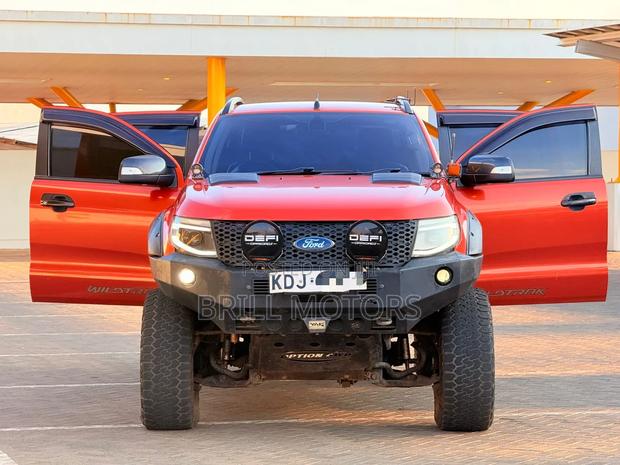 Ford Ranger Wildtrak 2015 Orange