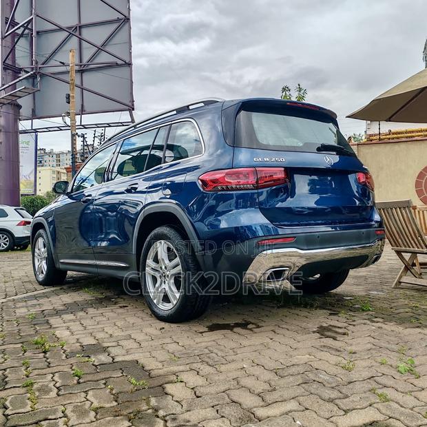 Mercedes-Benz GLB-Class GLB 250 4MATIC 2021 Blue
