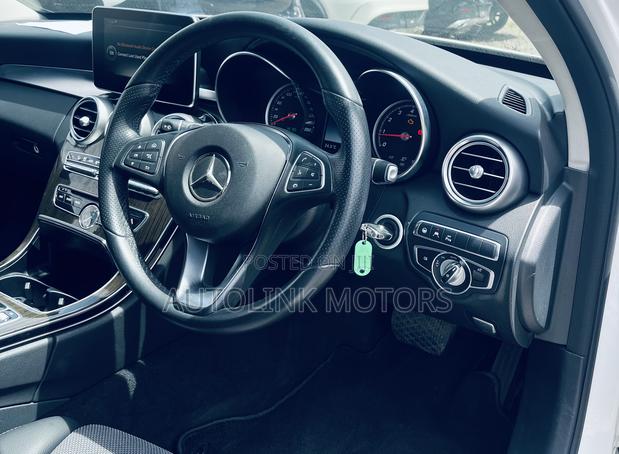 Mercedes-Benz C200 2018 White