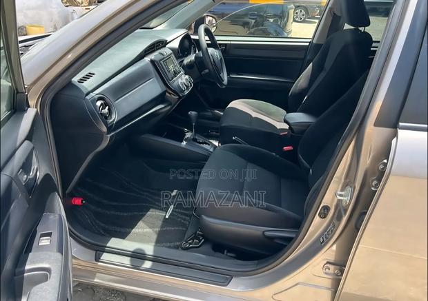 Toyota Axio 1.5 G 2WD 2018 Brown
