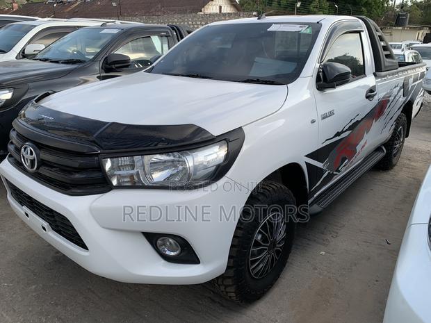 Toyota Hilux Revo Single Cab Deisel 2.4 RWD 2018 White