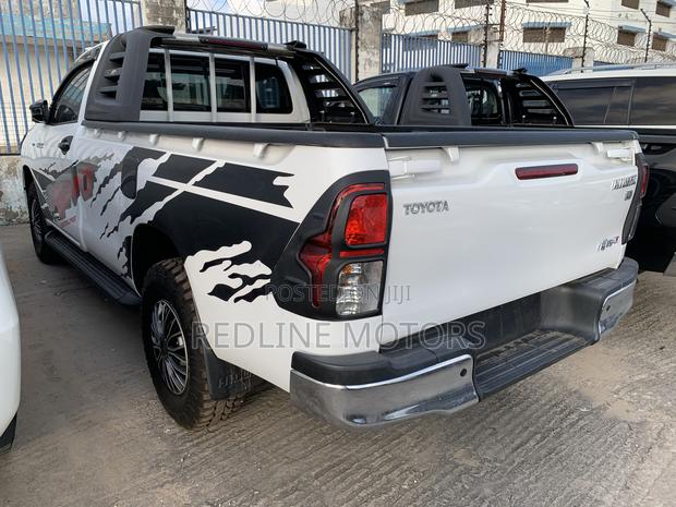 Toyota Hilux Revo Single Cab Deisel 2.4 RWD 2018 White