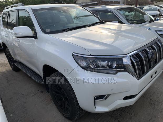 Toyota Land Cruiser Prado 2.8 2018 Off white