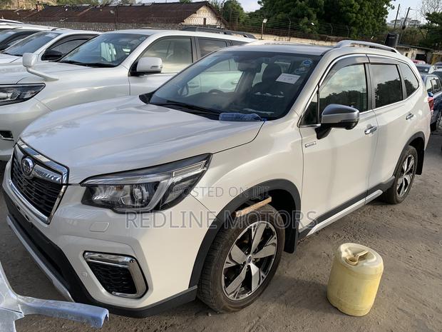 Subaru Forester 2018 White