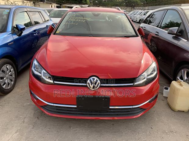 Volkswagen Golf 2018 Red