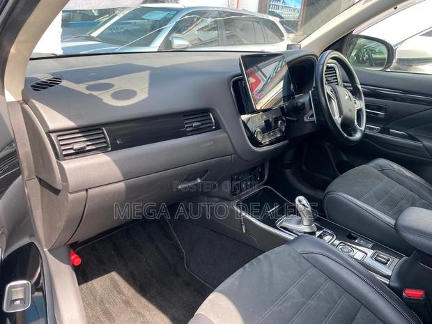 Mitsubishi Outlander 2018 Black