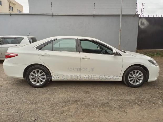 Toyota Camry 2015 White