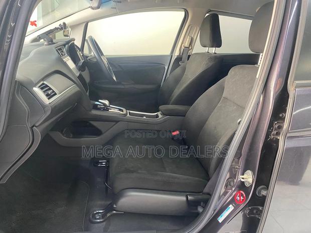 Honda Fit Shuttle 2018 Black