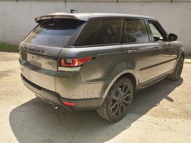 Land Rover Range Rover Sport 2018 Gray