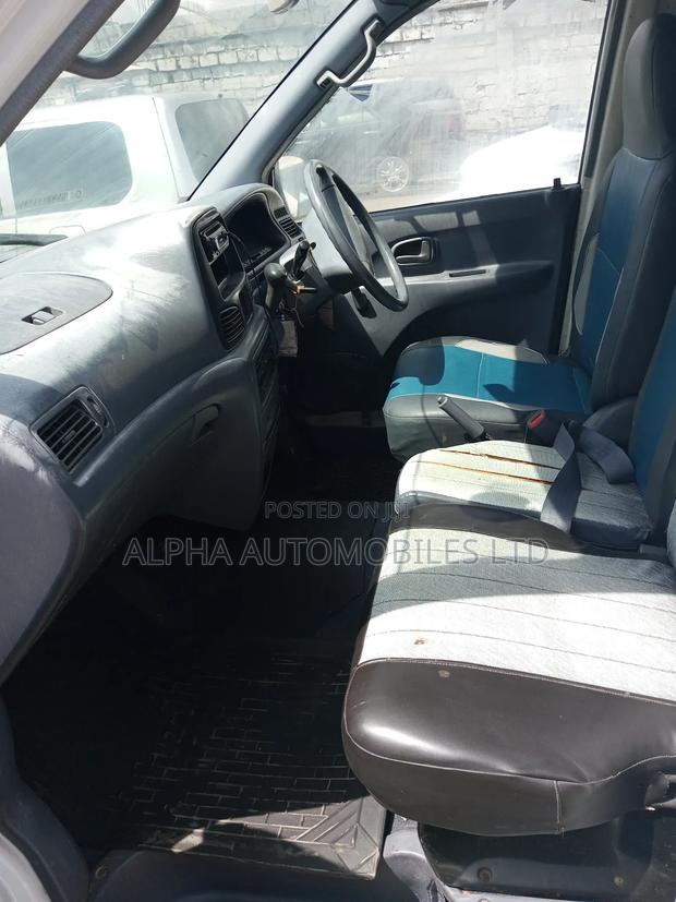 Toyota TownAce 2000 White