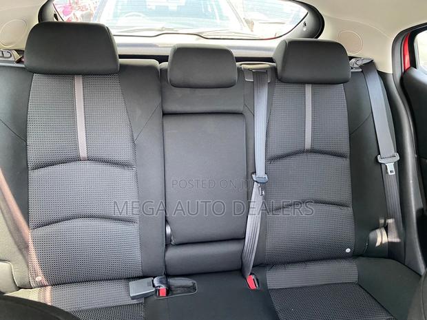 Mazda Axela 2018 Red
