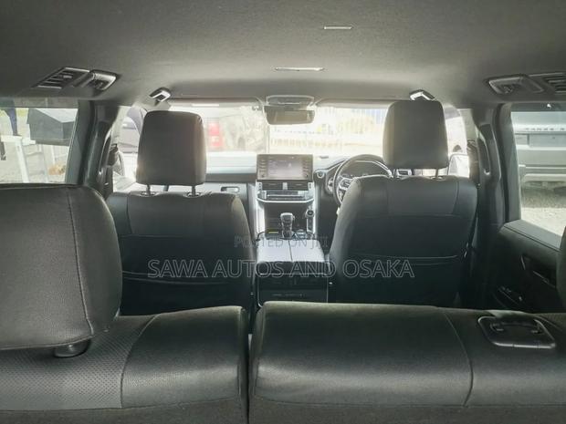 Toyota Land Cruiser 2023 White