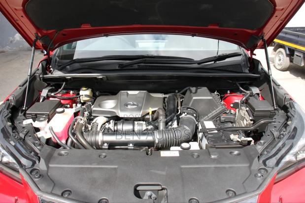 Lexus NX 300 FWD 2018 Red