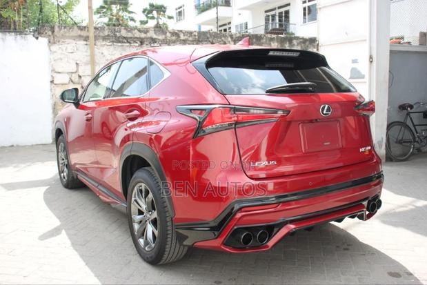 Lexus NX 300 FWD 2018 Red