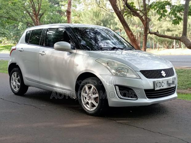 Suzuki Swift 2013 Silver
